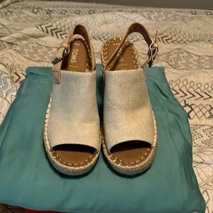 Toms Wedge Sandals